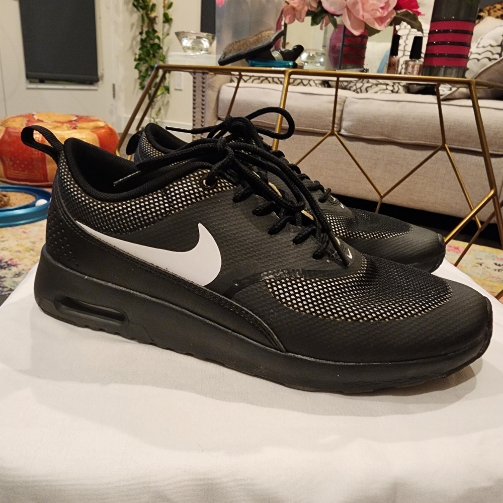 Nike Air Max Thea | Women's Sz 7.5
